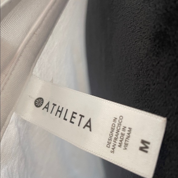 Athleta white basic top medium - Picture 5 of 7